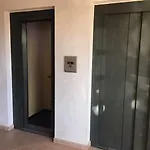 - Cozy Flat With Explendid View. *