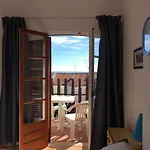 - Cozy Flat With Explendid View. Nyaraló