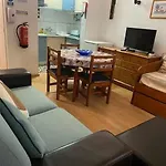 - Cozy Flat With Explendid View. Nyaraló