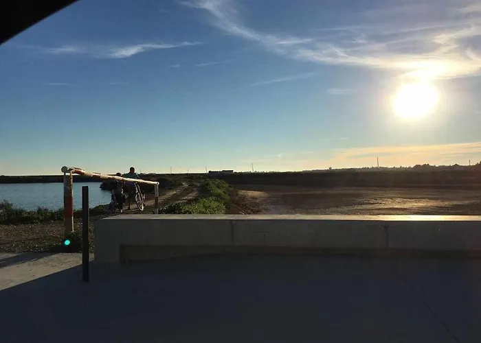 - Cozy Flat With Explendid View. Holiday home Tavira