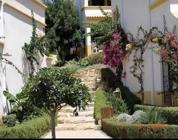 - Cozy Flat With Explendid View.